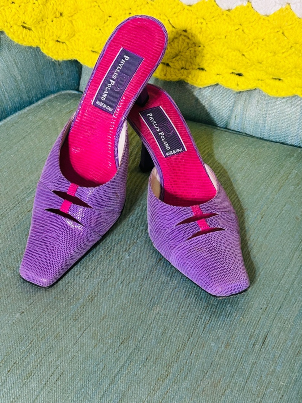 Phyllis Poland Lavender Pointed Slip-On Heels with Pink Insole made in Italy